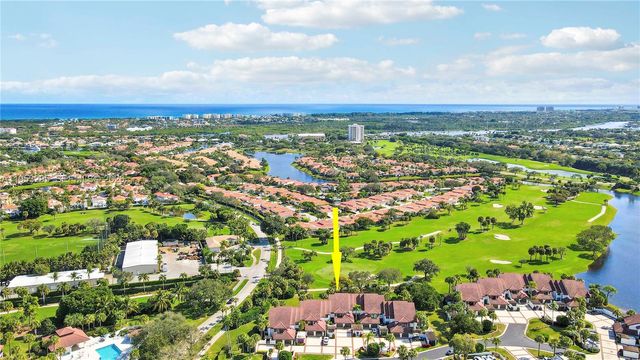 16600 S Traders Xing S 253, Jupiter, FL 33477