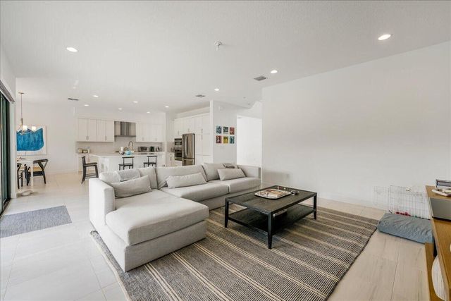 17496 Sparkling River Road, Boca Raton, FL 33496