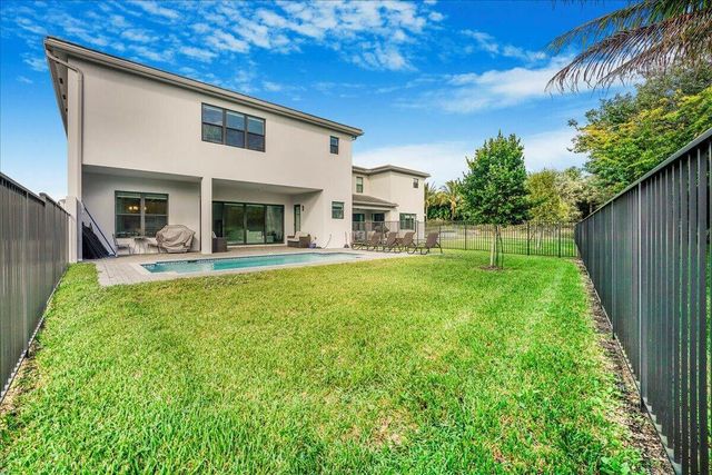 17496 Sparkling River Road, Boca Raton, FL 33496