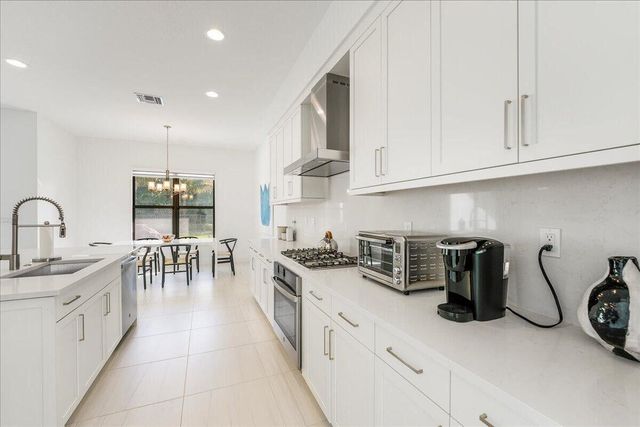 17496 Sparkling River Road, Boca Raton, FL 33496