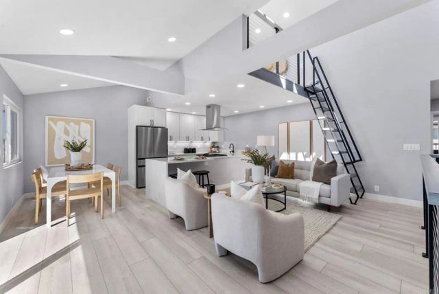 1413 La Salina Street, Oceanside, CA 92054