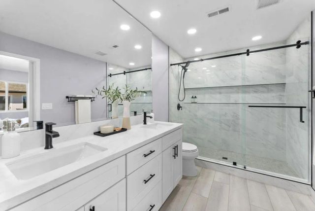 1413 La Salina Street, Oceanside, CA 92054