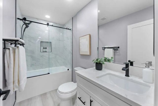 1413 La Salina Street, Oceanside, CA 92054