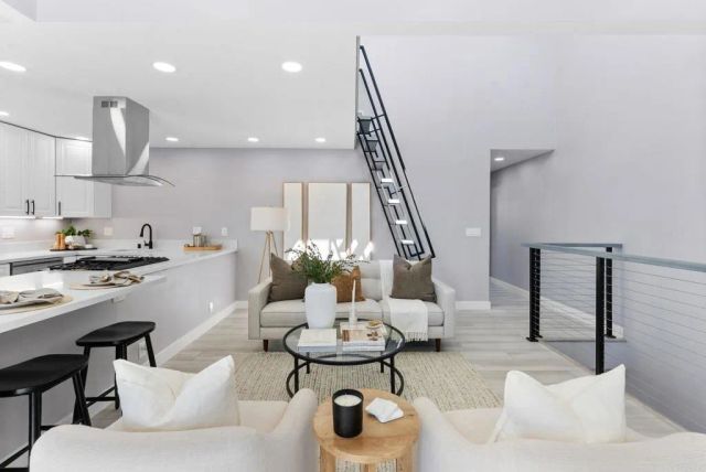 1413 La Salina Street, Oceanside, CA 92054