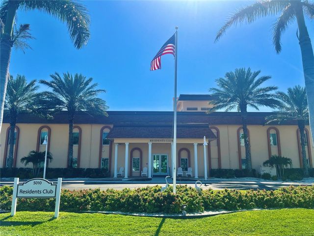 5220 BRITTANY DRIVE S 603, St Petersburg, FL 33715