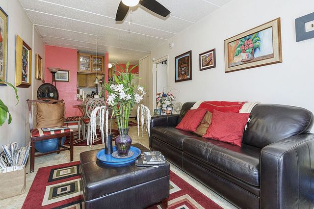 10849 Seaview Ave Apt 29B, New York City, NY 11236