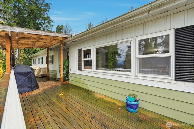 3290 Rocky Point Road NW, Bremerton, WA 98312