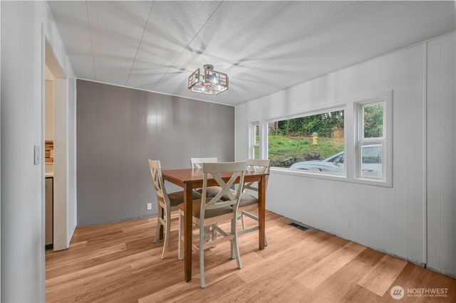 3290 Rocky Point Road NW, Bremerton, WA 98312