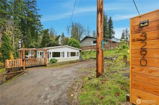 3290 Rocky Point Road NW, Bremerton, WA 98312