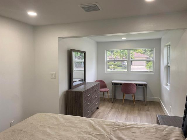 118 SW 9th Avenue, Delray Beach, FL 33444