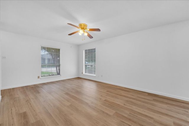1205 Fairhaven Drive, Mansfield, TX 76063