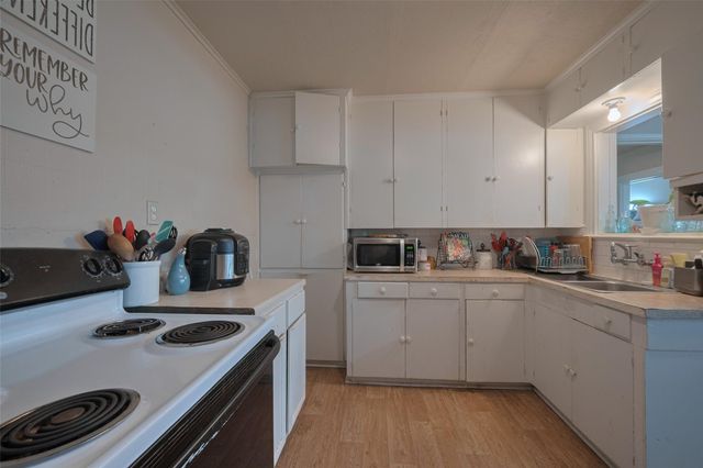 600 Texas Street, Wharton, TX 77488