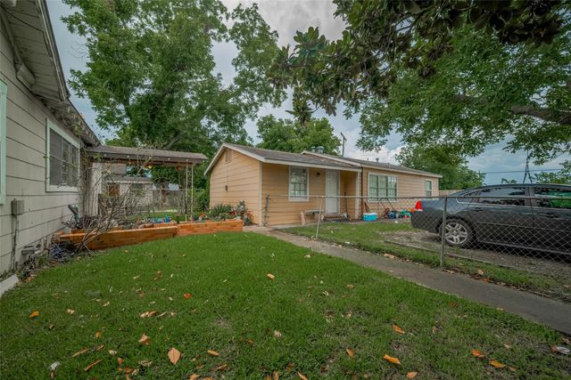 600 Texas Street, Wharton, TX 77488