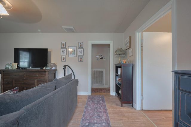 600 Texas Street, Wharton, TX 77488