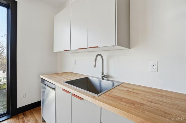 3549 Eden Avenue, Cincinnati, OH 45229