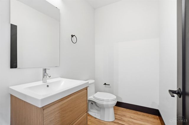 3549 Eden Avenue, Cincinnati, OH 45229