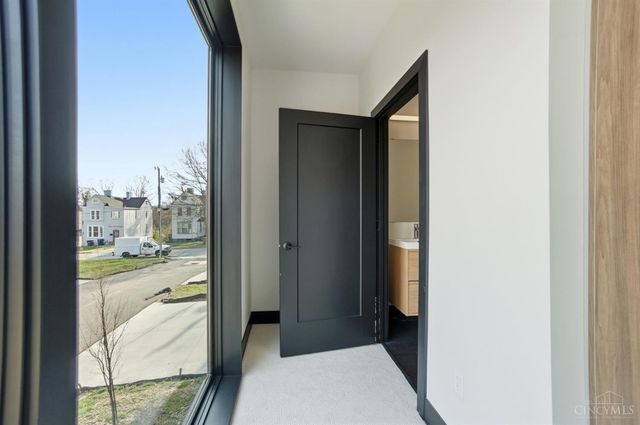 3549 Eden Avenue, Cincinnati, OH 45229