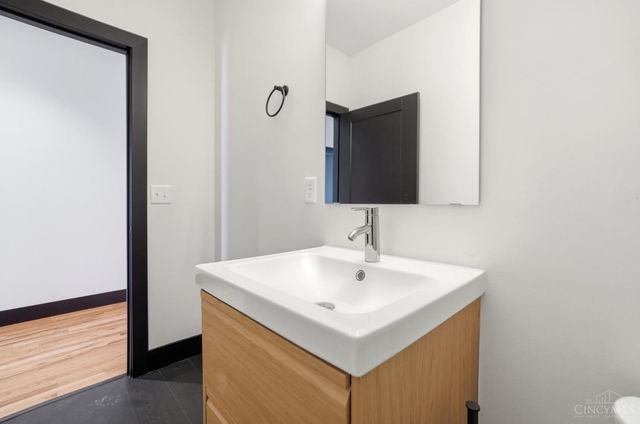 3549 Eden Avenue, Cincinnati, OH 45229