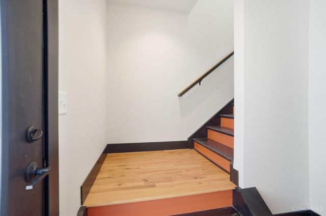 3549 Eden Avenue, Cincinnati, OH 45229