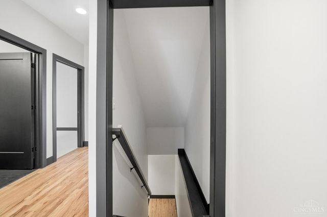 3549 Eden Avenue, Cincinnati, OH 45229