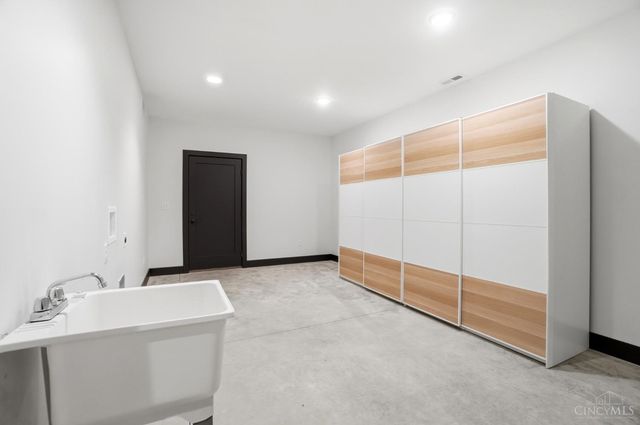 3549 Eden Avenue, Cincinnati, OH 45229