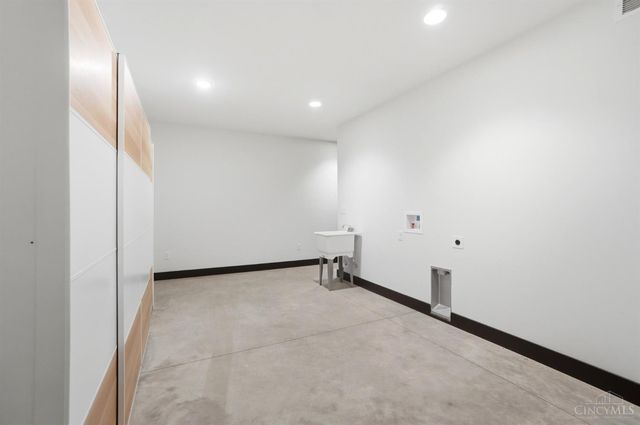 3549 Eden Avenue, Cincinnati, OH 45229