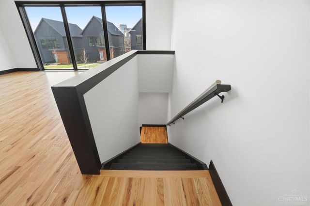 3549 Eden Avenue, Cincinnati, OH 45229