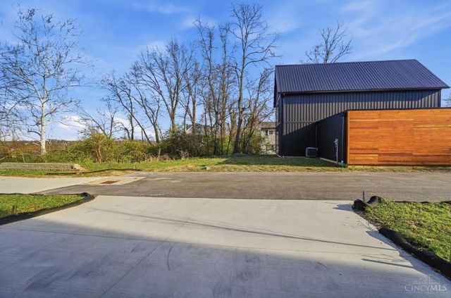 3549 Eden Avenue, Cincinnati, OH 45229