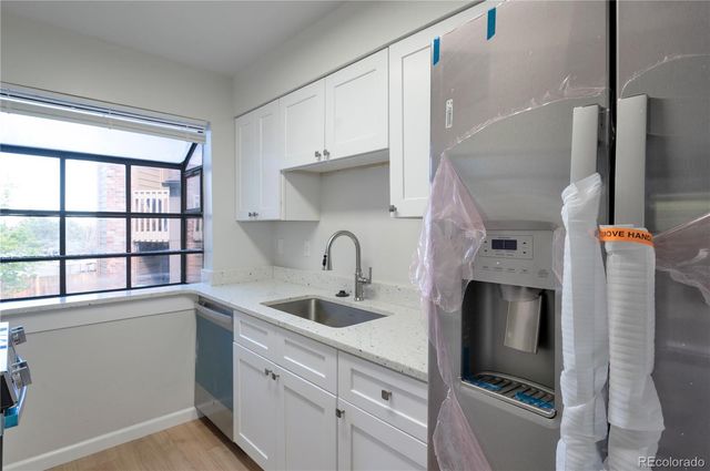 12364 W Nevada Place 201, Lakewood, CO 80228