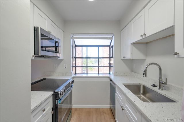 12364 W Nevada Place 201, Lakewood, CO 80228