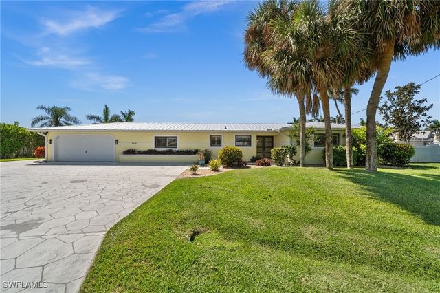 1600 Edith Esplanade, Cape Coral, FL 33904