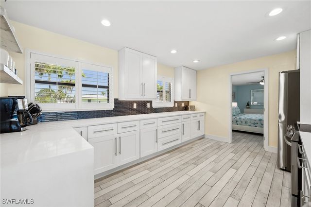 1600 Edith Esplanade, Cape Coral, FL 33904