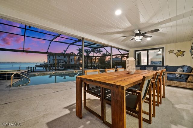1600 Edith Esplanade, Cape Coral, FL 33904