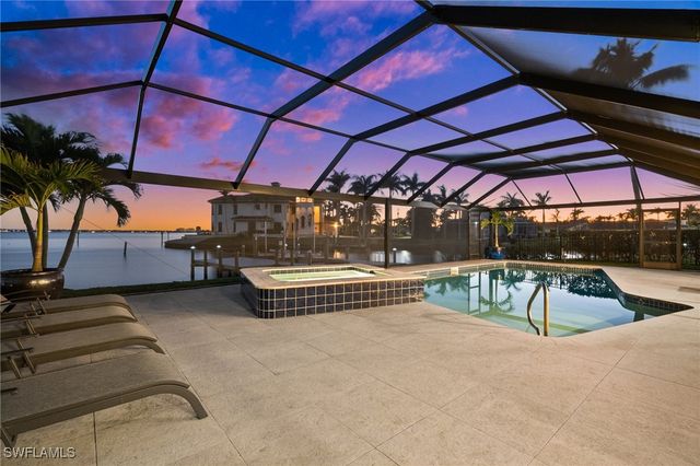 1600 Edith Esplanade, Cape Coral, FL 33904