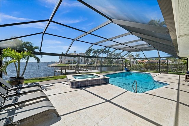 1600 Edith Esplanade, Cape Coral, FL 33904