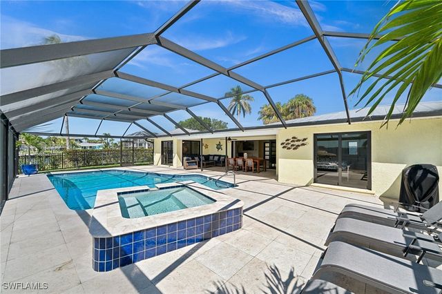 1600 Edith Esplanade, Cape Coral, FL 33904