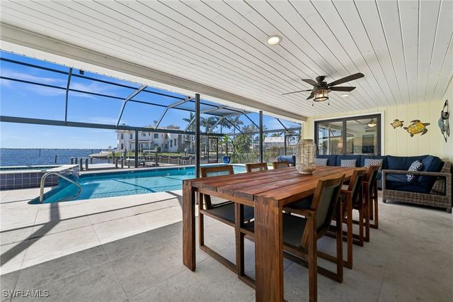 1600 Edith Esplanade, Cape Coral, FL 33904