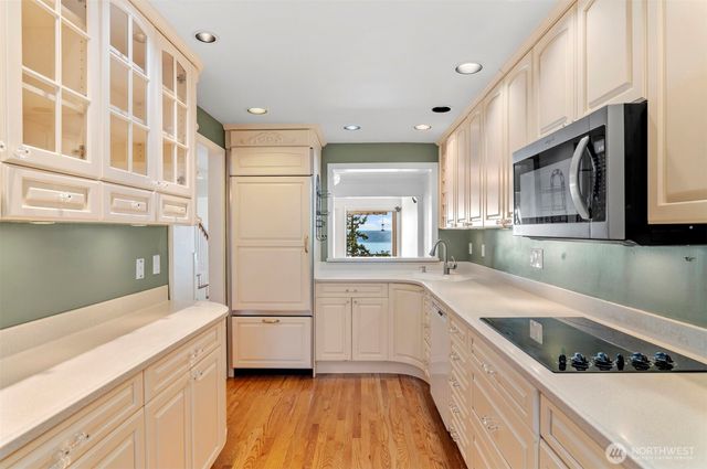 7920 53rd Avenue W #D, Mukilteo, WA 98275