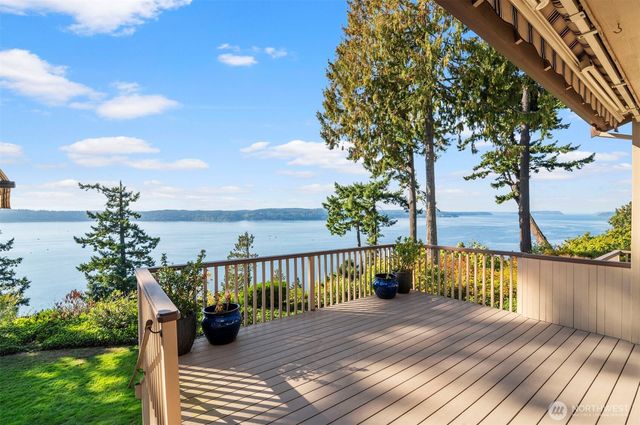 7920 53rd Avenue W #D, Mukilteo, WA 98275