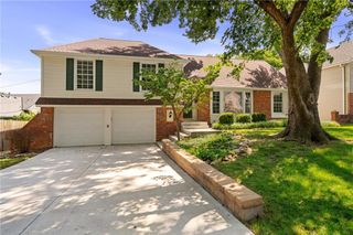 10603 W 98 Terrace, Overland Park, KS 66214