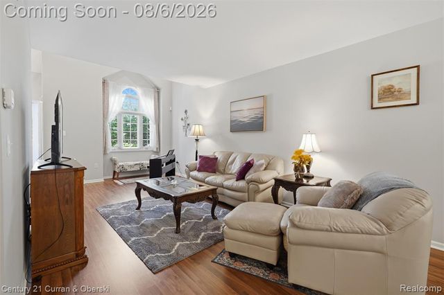 443 Natures Cove Court, Wixom, MI 48393
