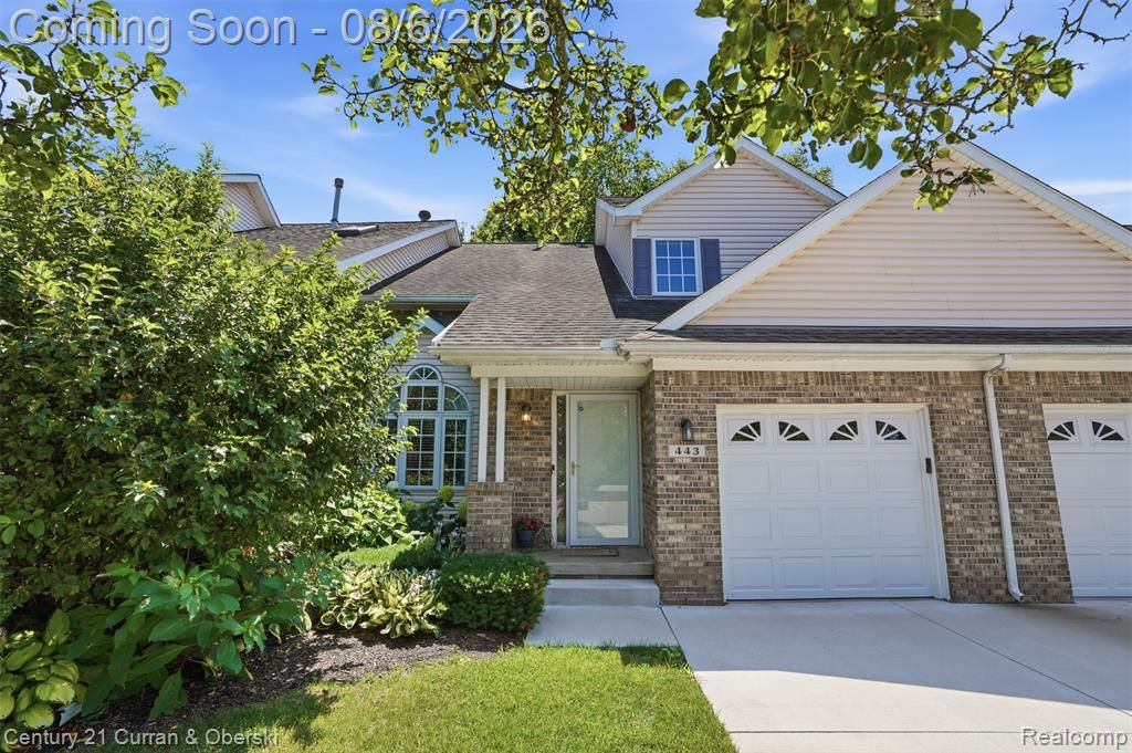 443 Natures Cove Court, Wixom, MI 48393