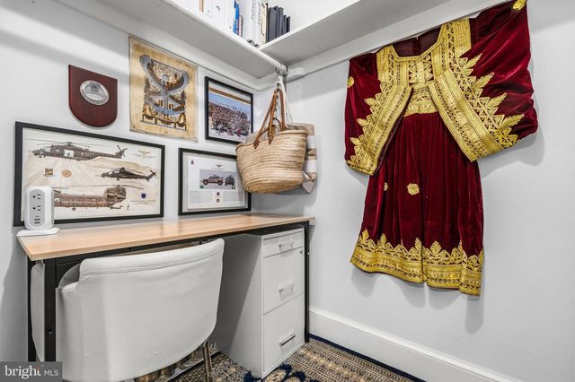 1129 19TH ST S, Arlington, VA 22202