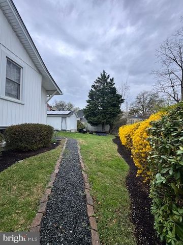 1129 19TH ST S, Arlington, VA 22202