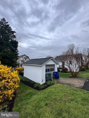 1129 19TH ST S, Arlington, VA 22202