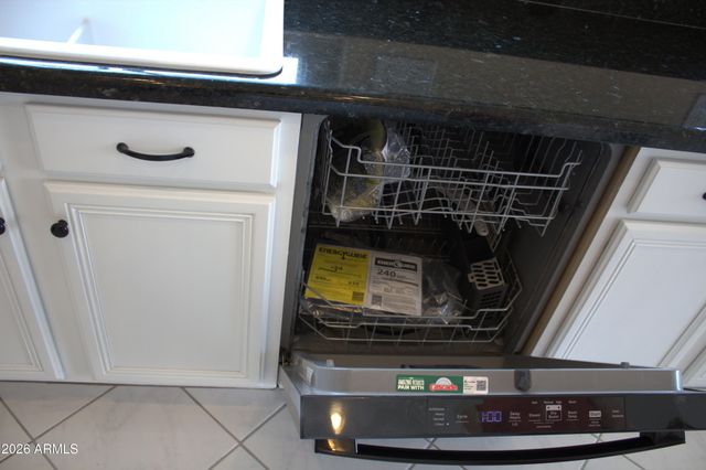 1043 S ROCKWELL Street, Gilbert, AZ 85296