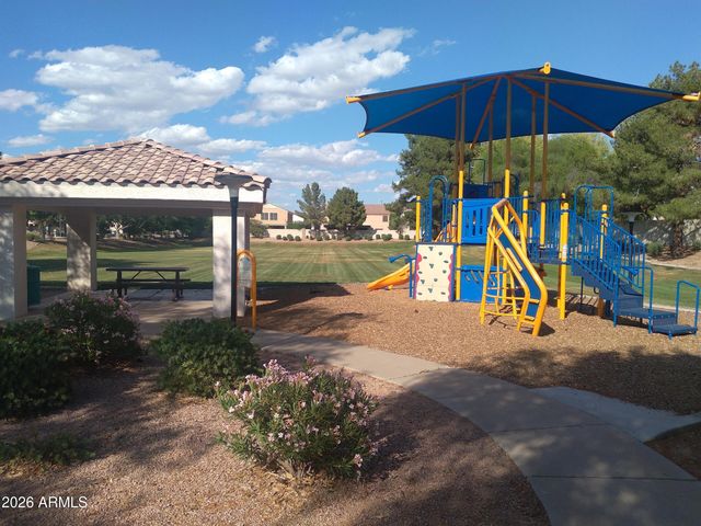 1043 S ROCKWELL Street, Gilbert, AZ 85296