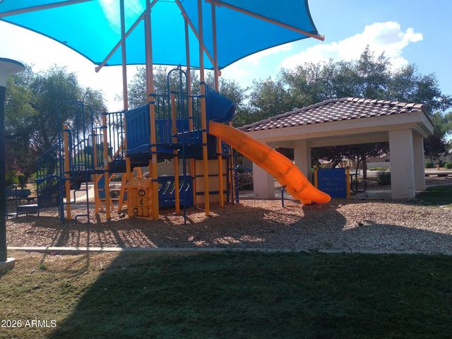 1043 S ROCKWELL Street, Gilbert, AZ 85296