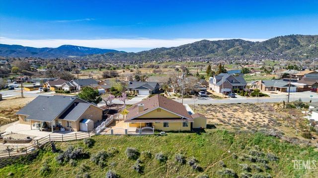 20012 Bald Mountain Drive, Tehachapi, CA 93561