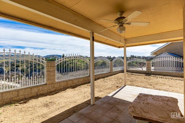 20012 Bald Mountain Drive, Tehachapi, CA 93561